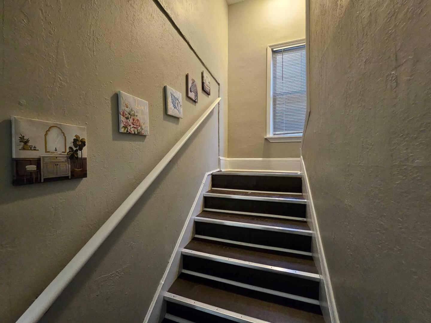 Elegant 4 Bedroom @Cleveland Clinic Area Экстерьер фото