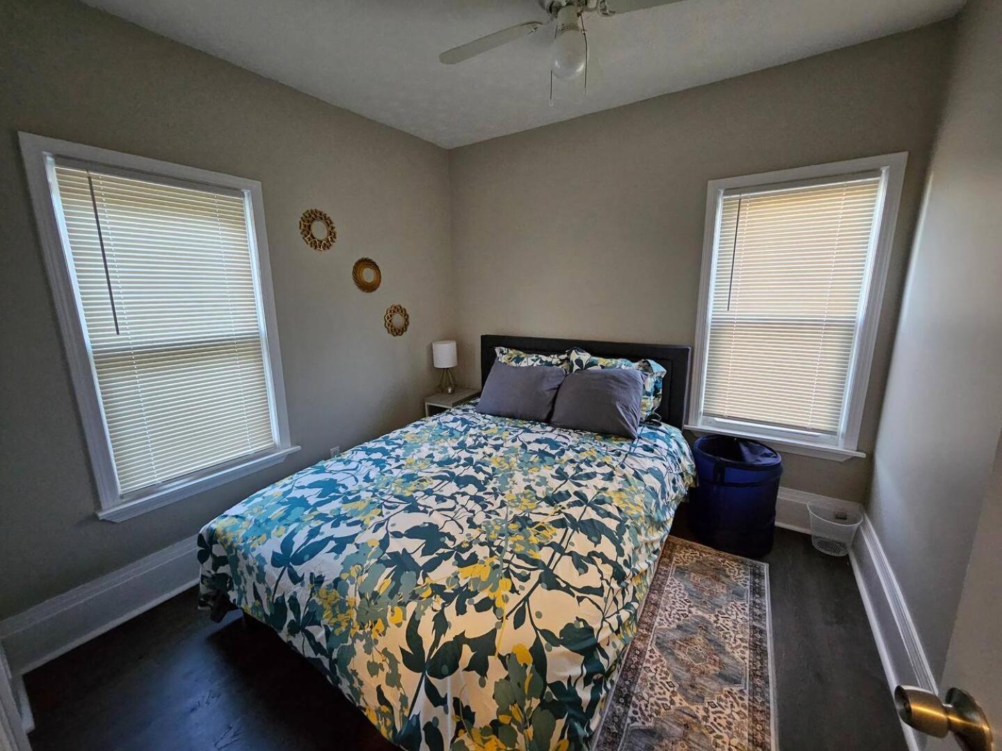 Elegant 4 Bedroom @Cleveland Clinic Area Экстерьер фото